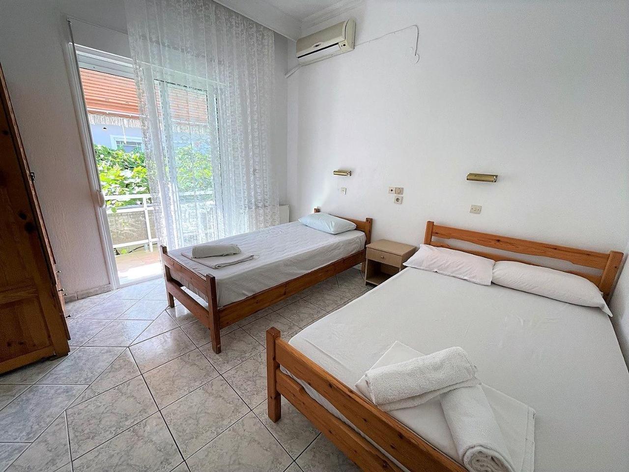 Hotel Seagarden 2 à Potos Extérieur photo